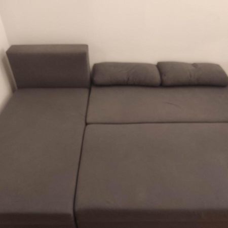 Nice Room With 2 Shared Bathrooms ,Wc , 2Km To Old Town -100M From Metro Szwedzka Varsó Kültér fotó